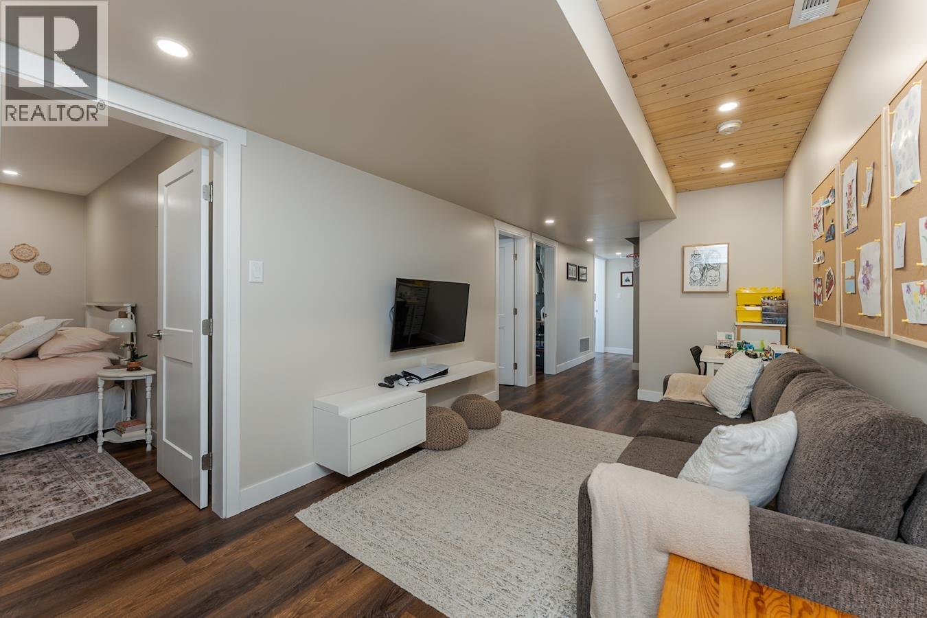 751 TAY CRESCENT, Prince George