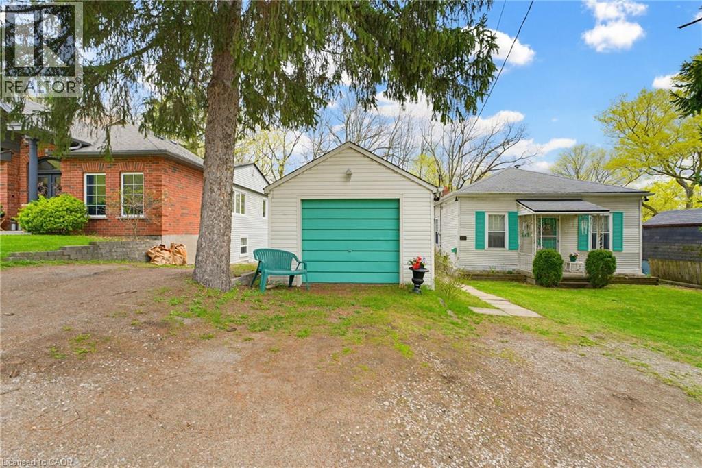111 SYDENHAM Street - 32