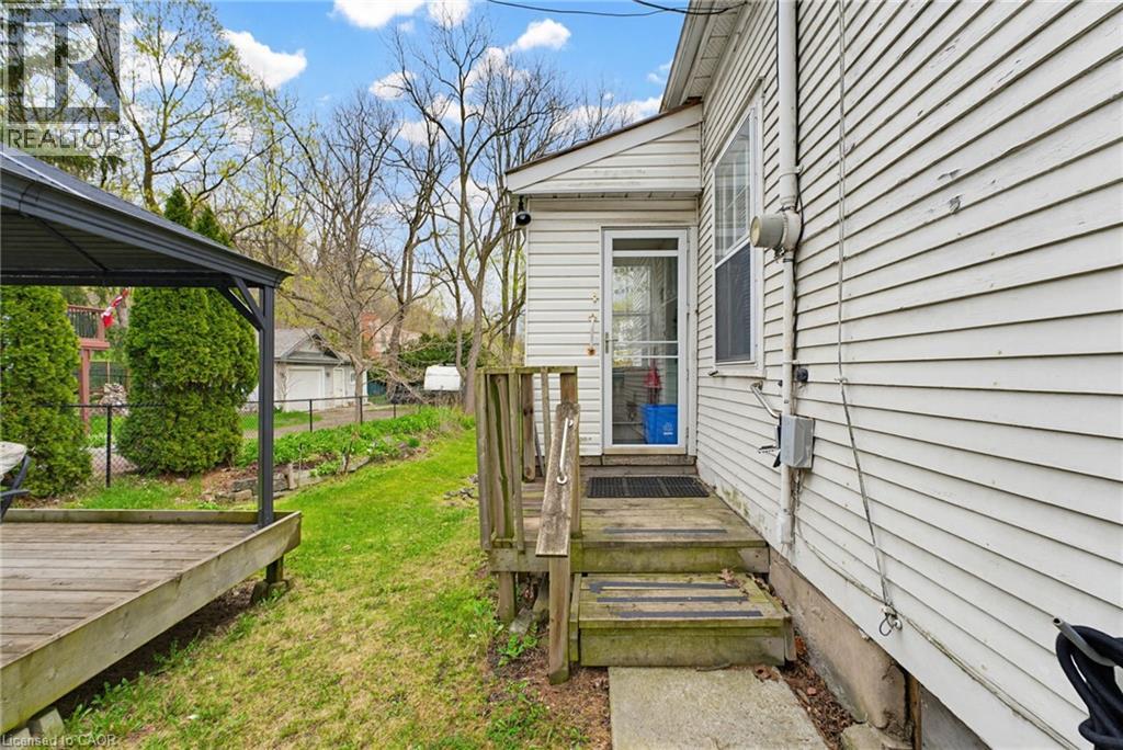 111 SYDENHAM Street - 26