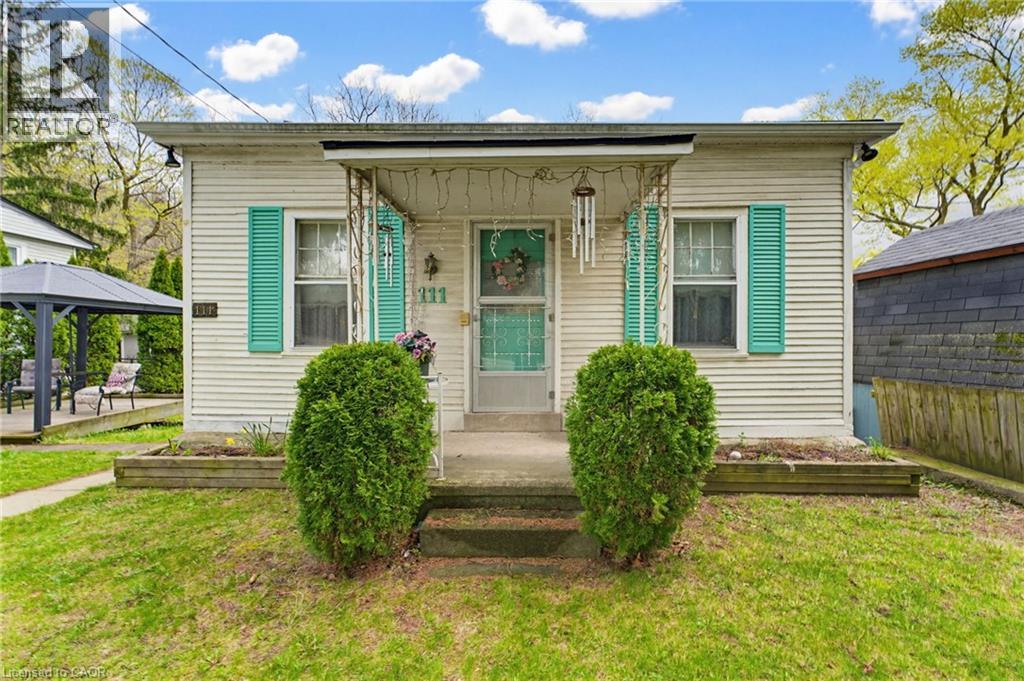 111 SYDENHAM Street - 3