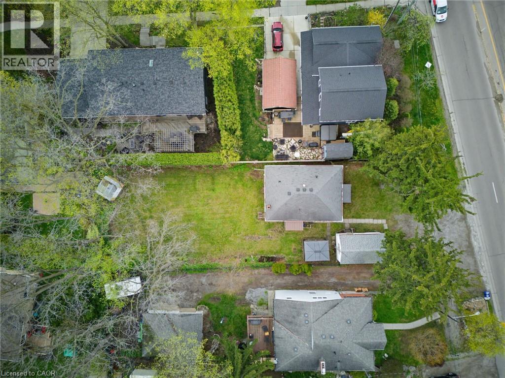 111 SYDENHAM Street - 38