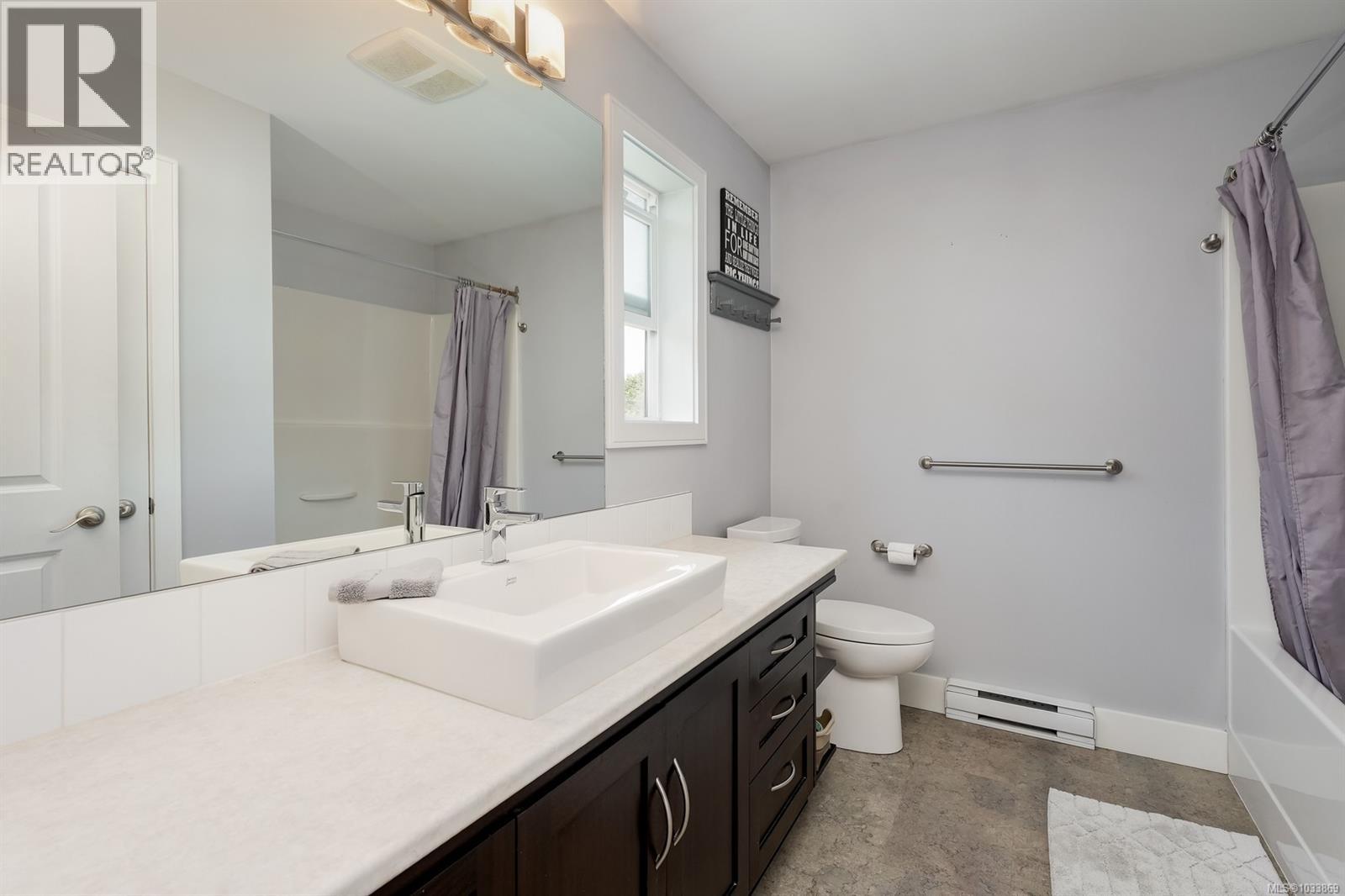 101 7091 Grant Road West, Sooke