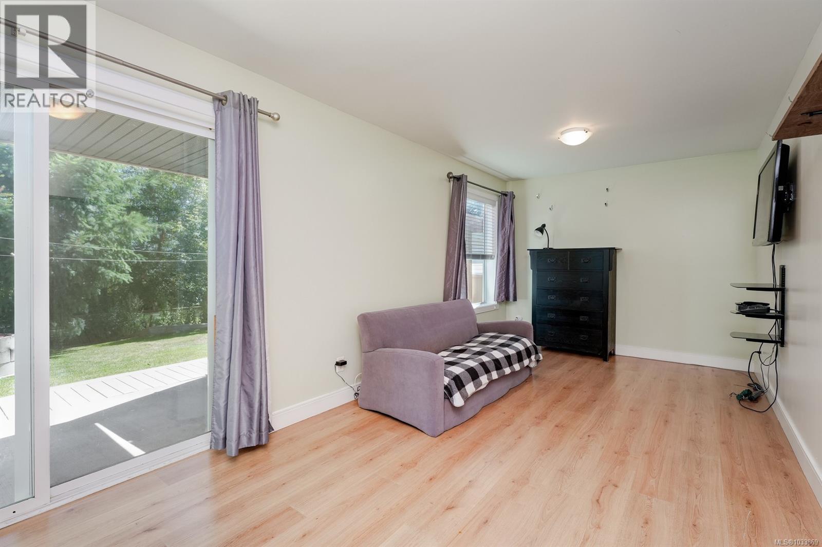 101 7091 Grant Road West, Sooke