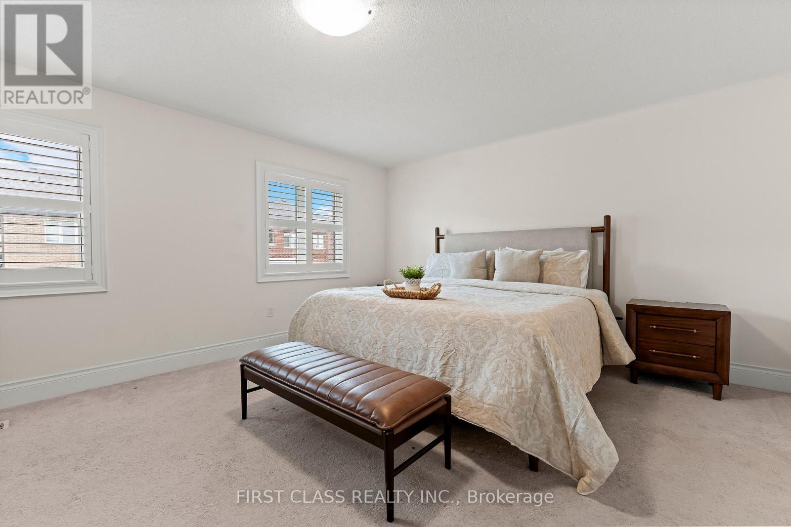 92 GRADY DRIVE - 21