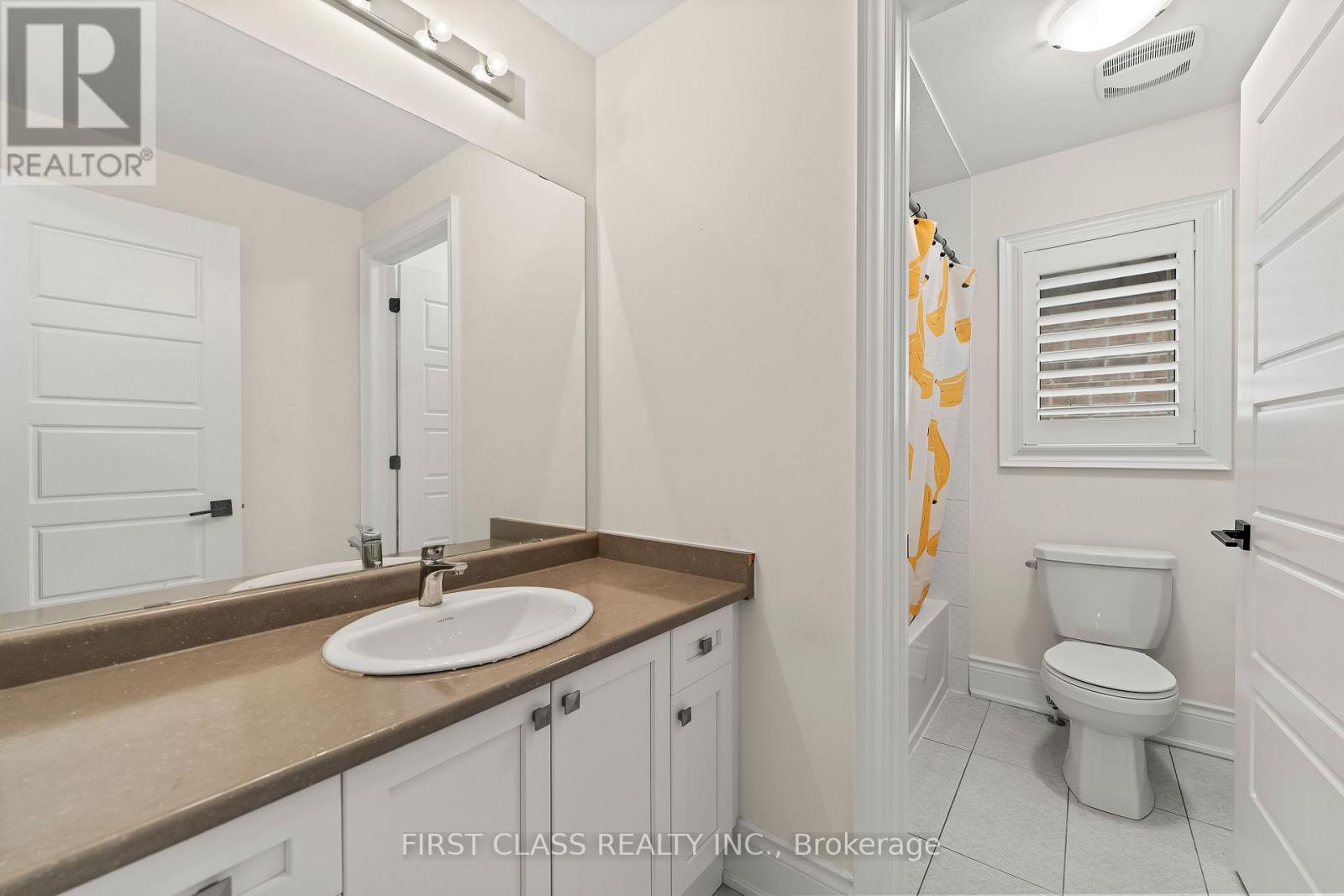 92 GRADY DRIVE - 37