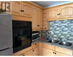 152 Park Rd South, Oshawa, ON L1J4H2 Photo 10