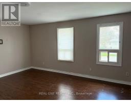 152 Park Rd South, Oshawa, ON L1J4H2 Photo 9