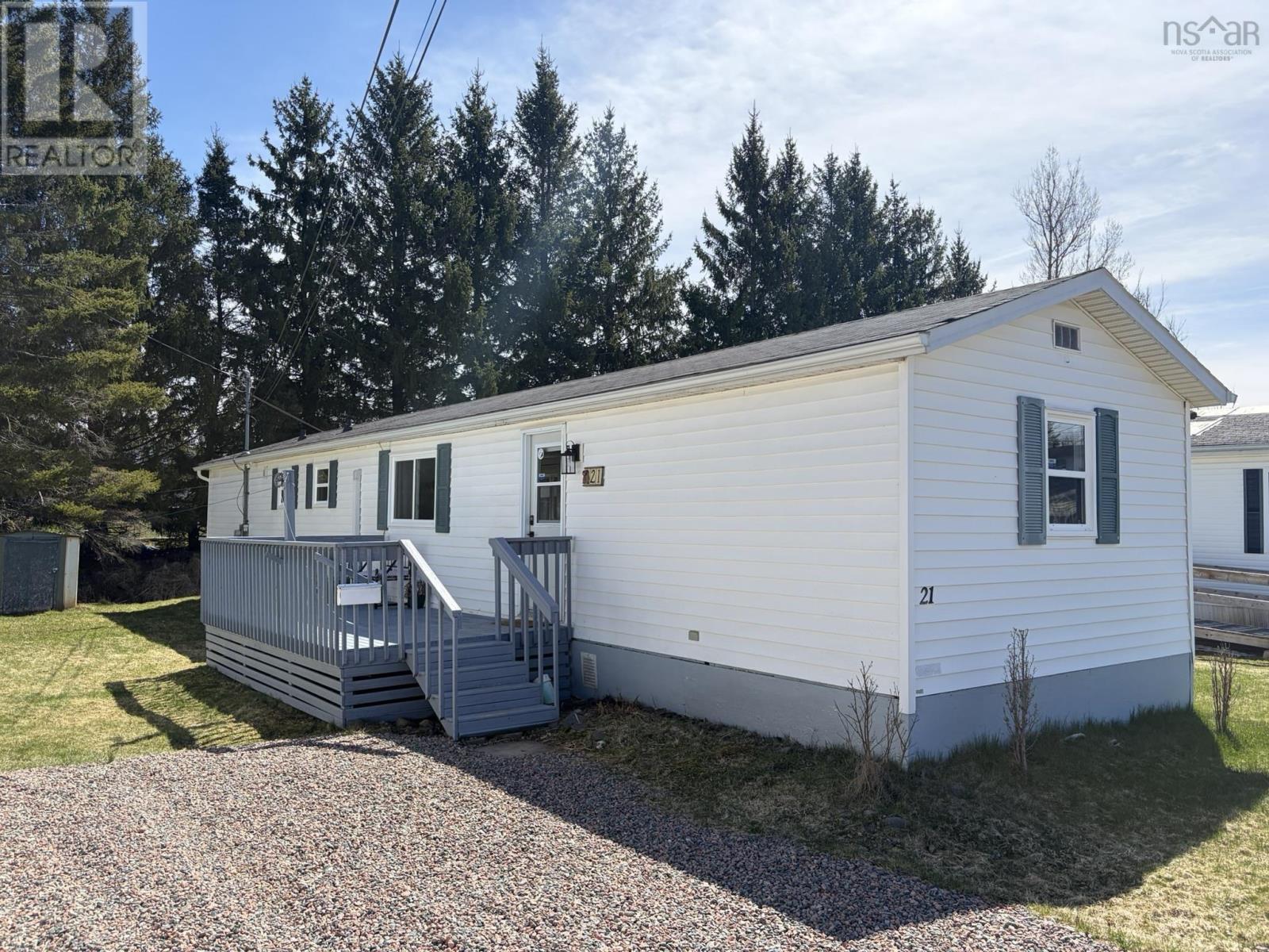 Property photo of 21 COLLEGE Court
