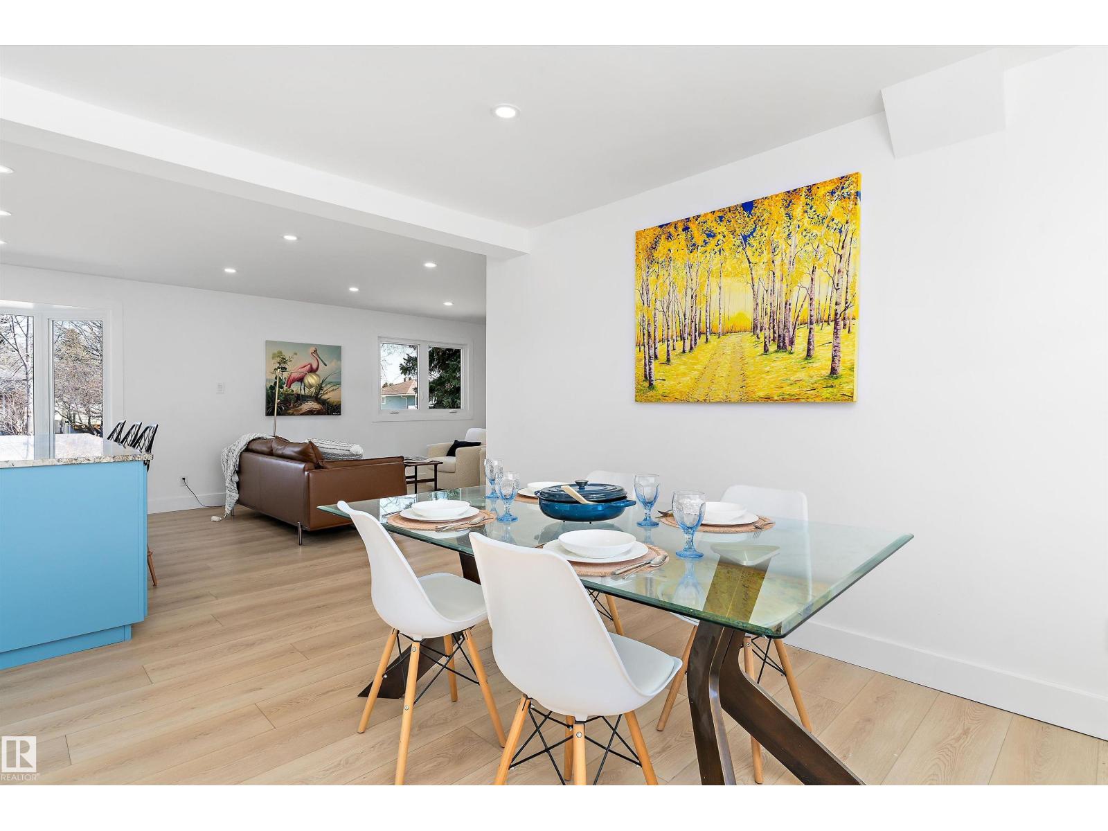 9448 76 ST NW, Edmonton