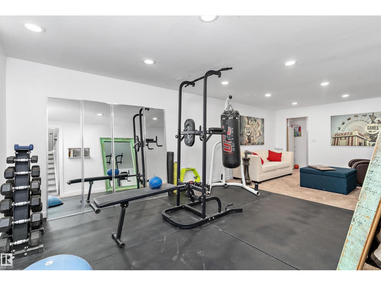 9448 76 ST NW, Edmonton