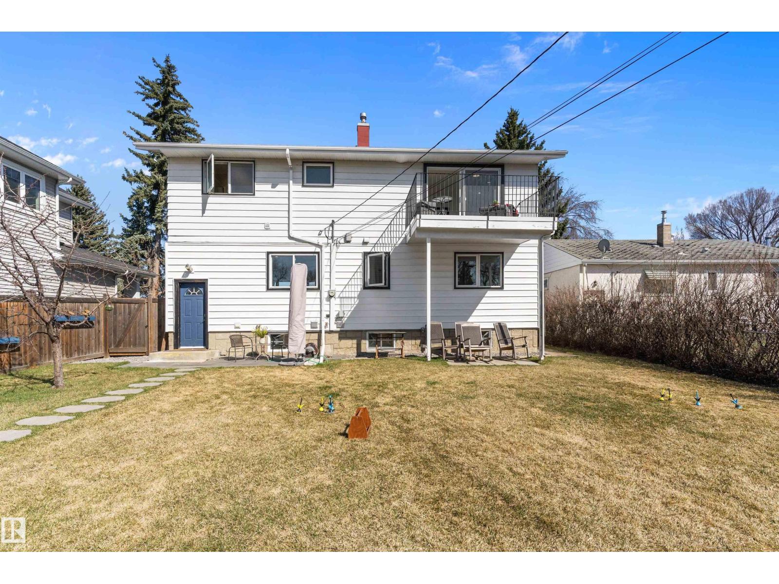 9448 76 ST NW, Edmonton