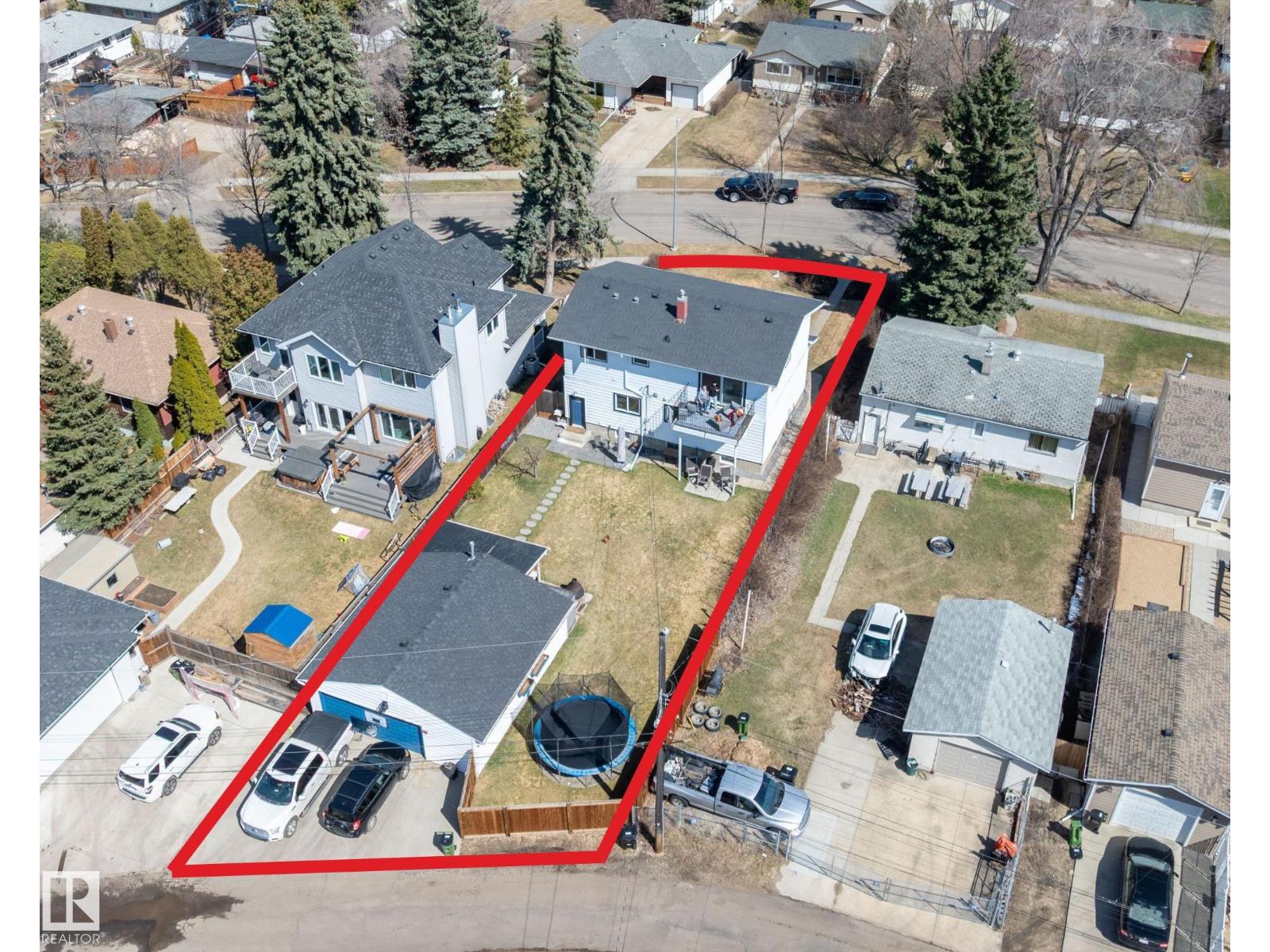 9448 76 ST NW, Edmonton