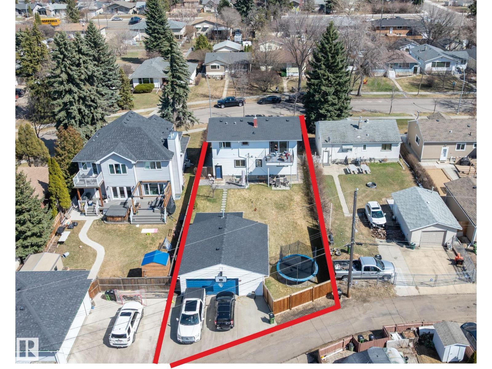 9448 76 ST NW, Edmonton