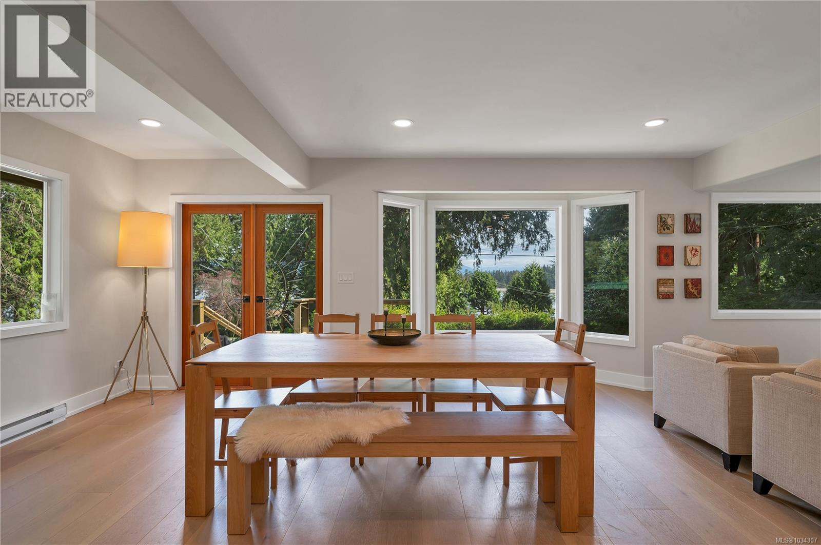 1387 Heriot Bay Rd, Quadra Island