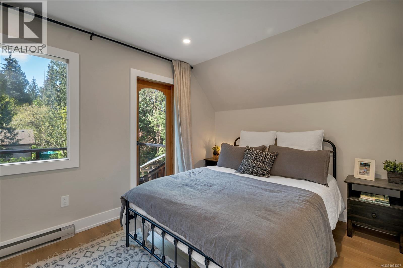 1387 Heriot Bay Rd - 32