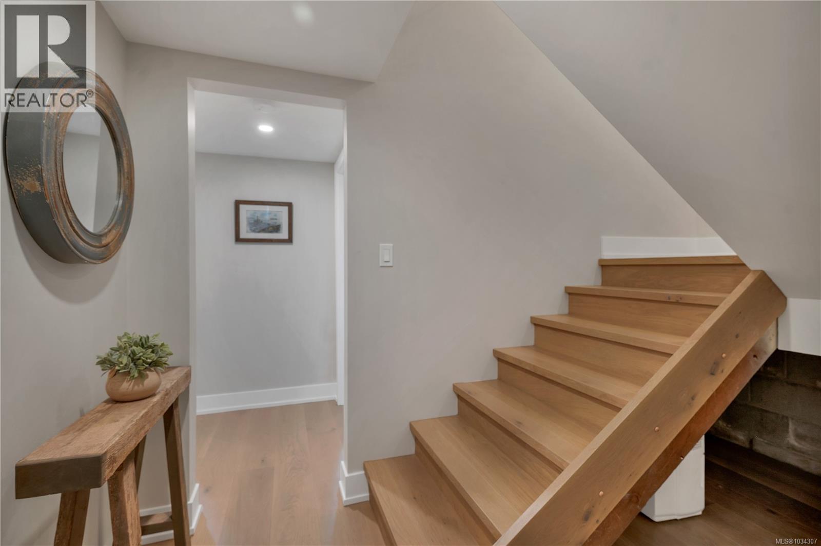 1387 Heriot Bay Rd, Quadra Island