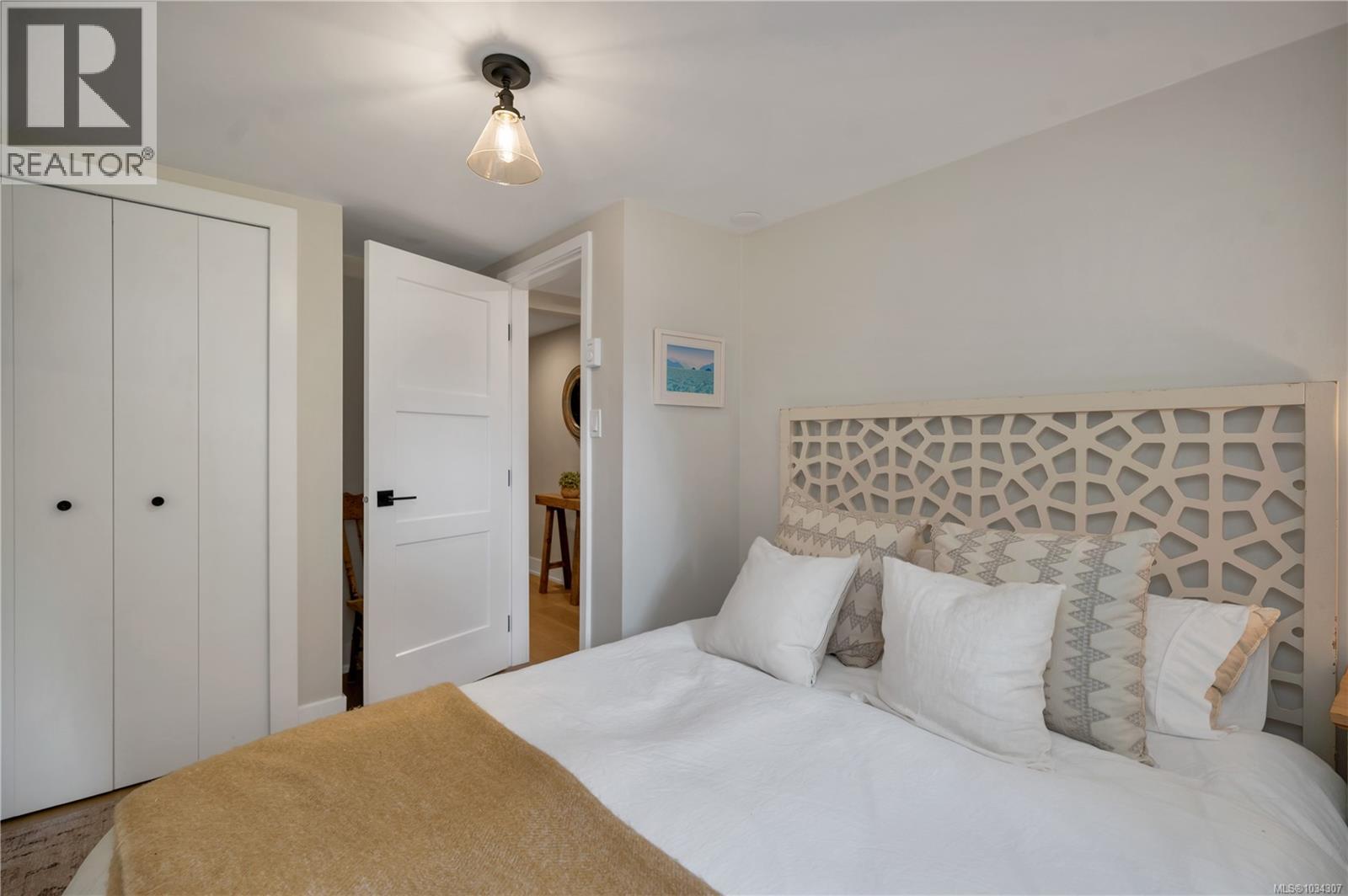 1387 Heriot Bay Rd, Quadra Island