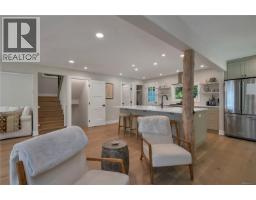 1387 Heriot Bay Rd, Quadra Island, BC V0P1H0 Photo 15
