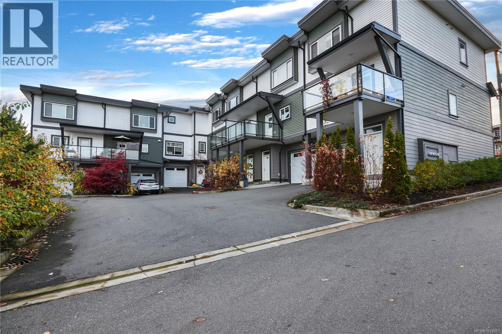 #101 253 Victoria Rd - 30