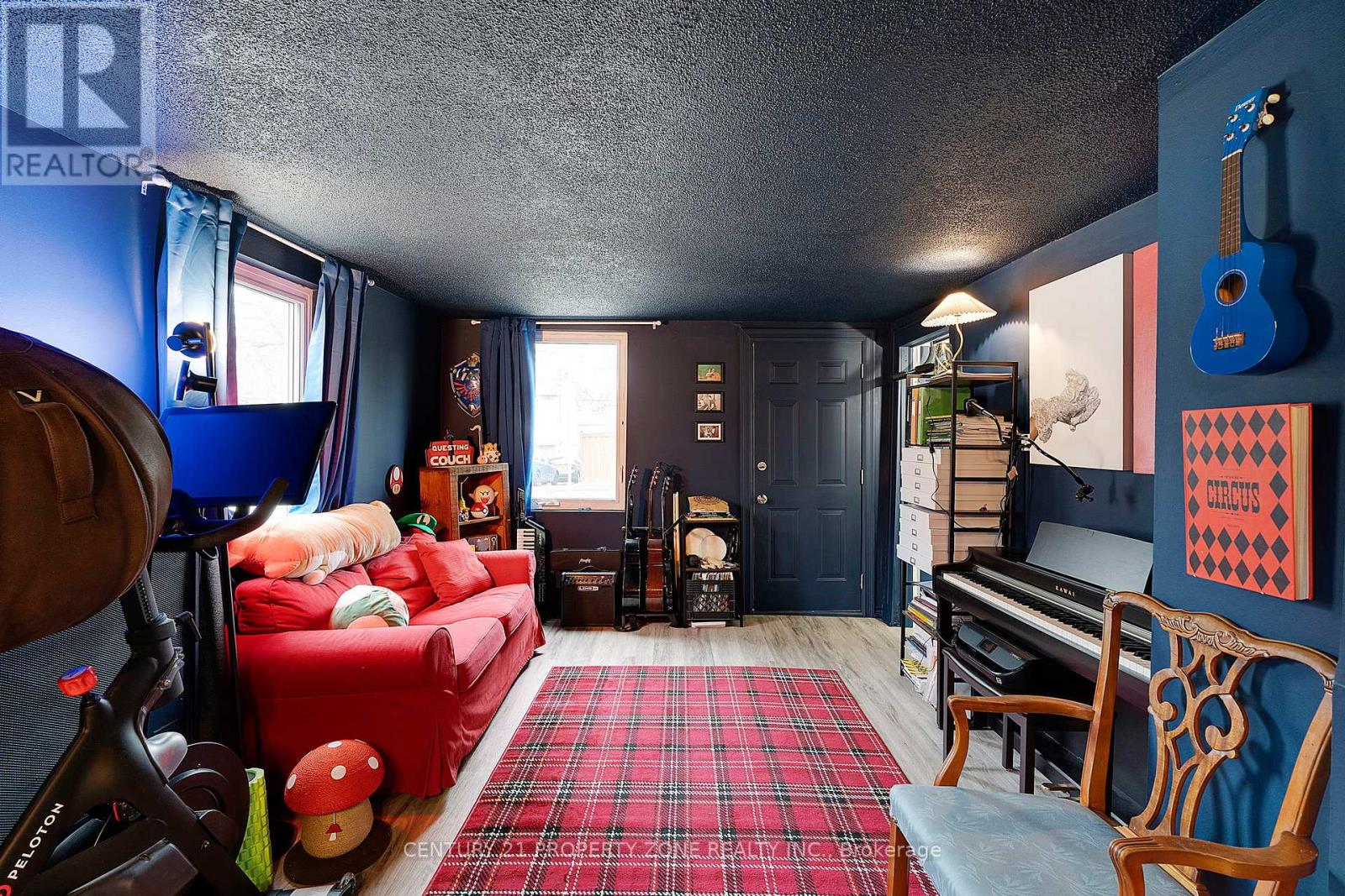 262 PINE STREET - 5