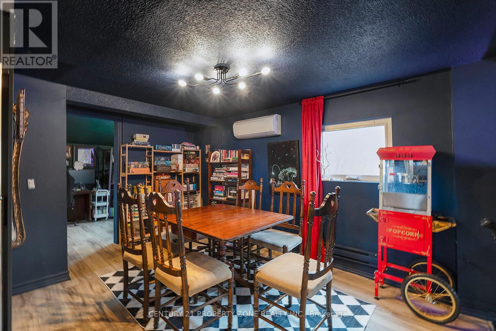 262 PINE STREET - 9