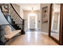 33 Barraclough Boulevard, Halton Hills, ON L7G0E8 Photo 14