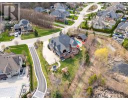 33 Barraclough Boulevard, Halton Hills, ON L7G0E8 Photo 42