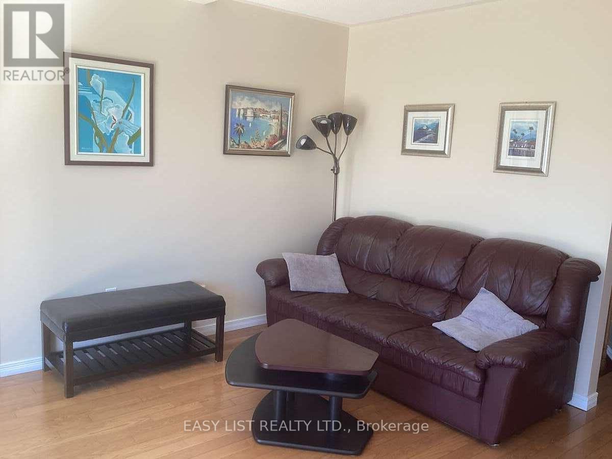 601 MACDONALD DRIVE - 7