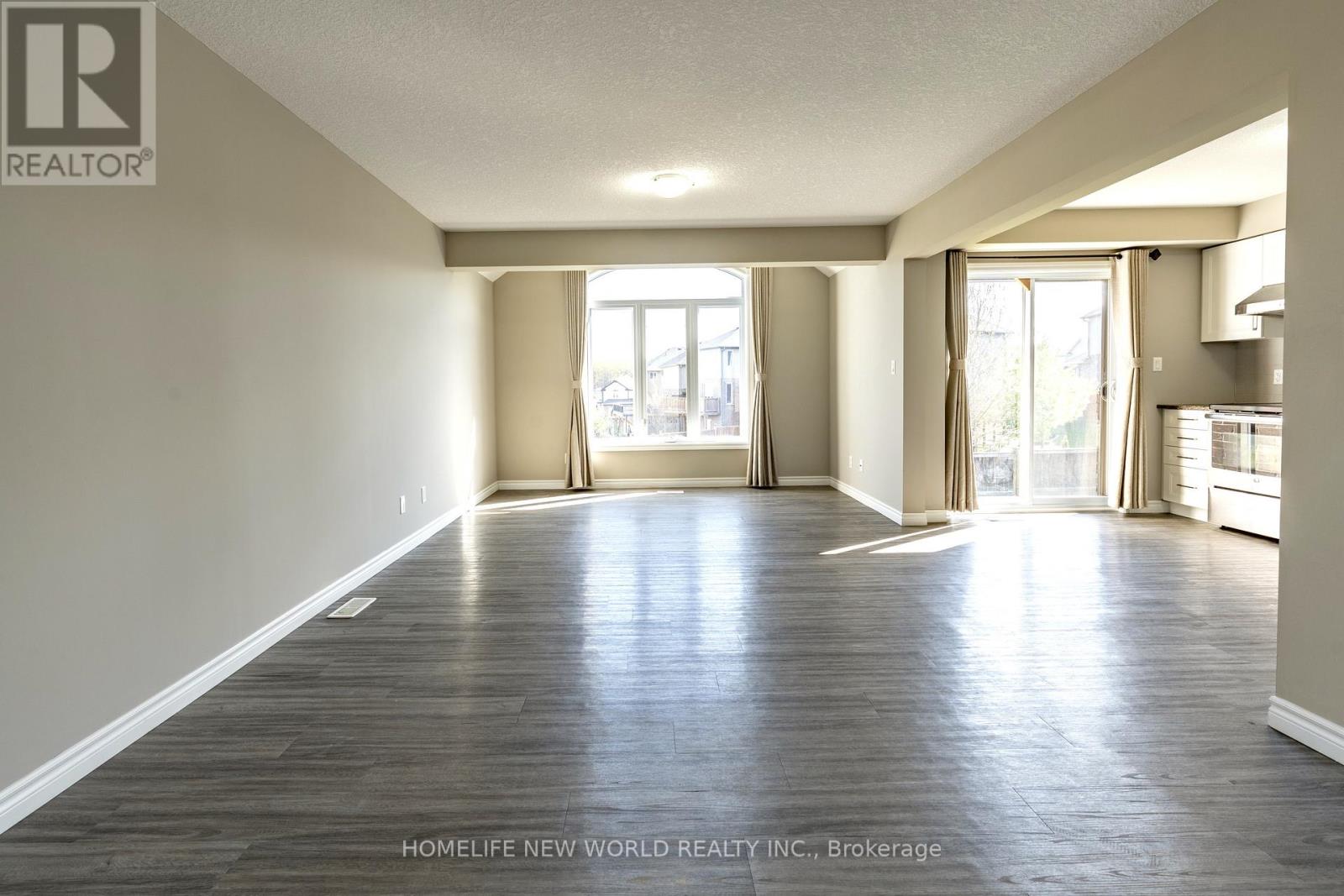 452 AVENS STREET - 4