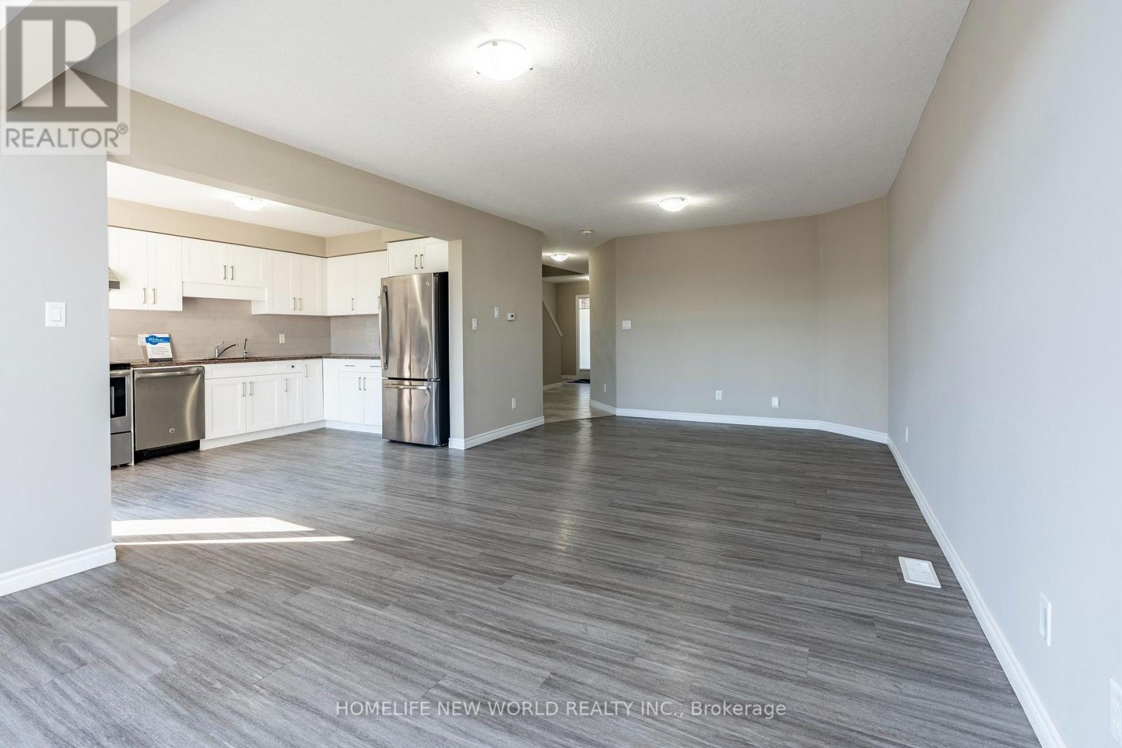 452 AVENS STREET - 7