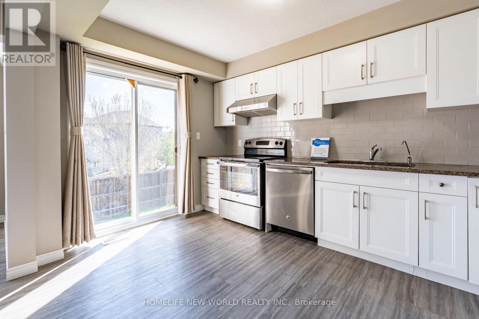 452 AVENS STREET - 9