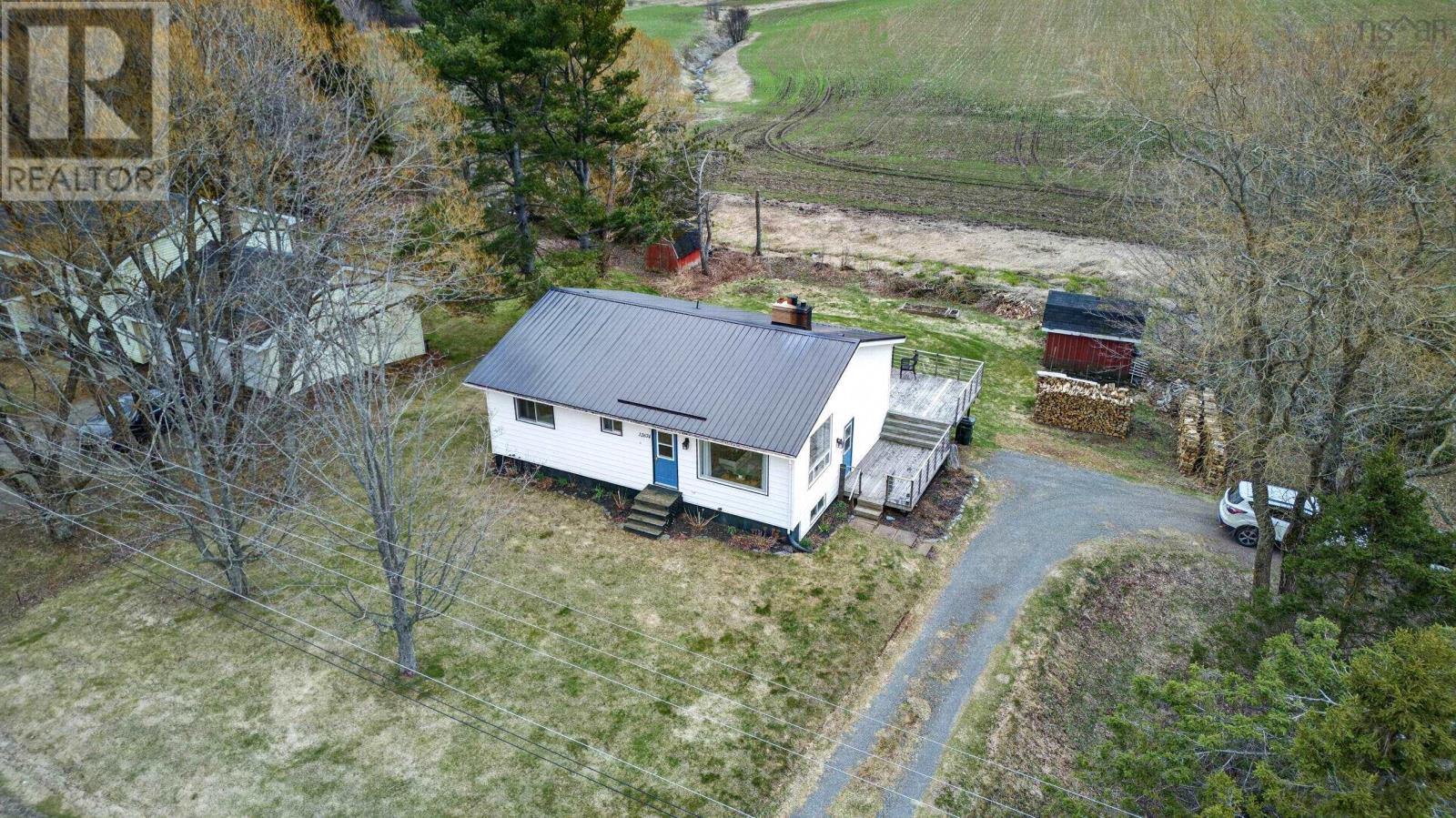 Property 2 of 38 of 12674 HIGHWAY 2