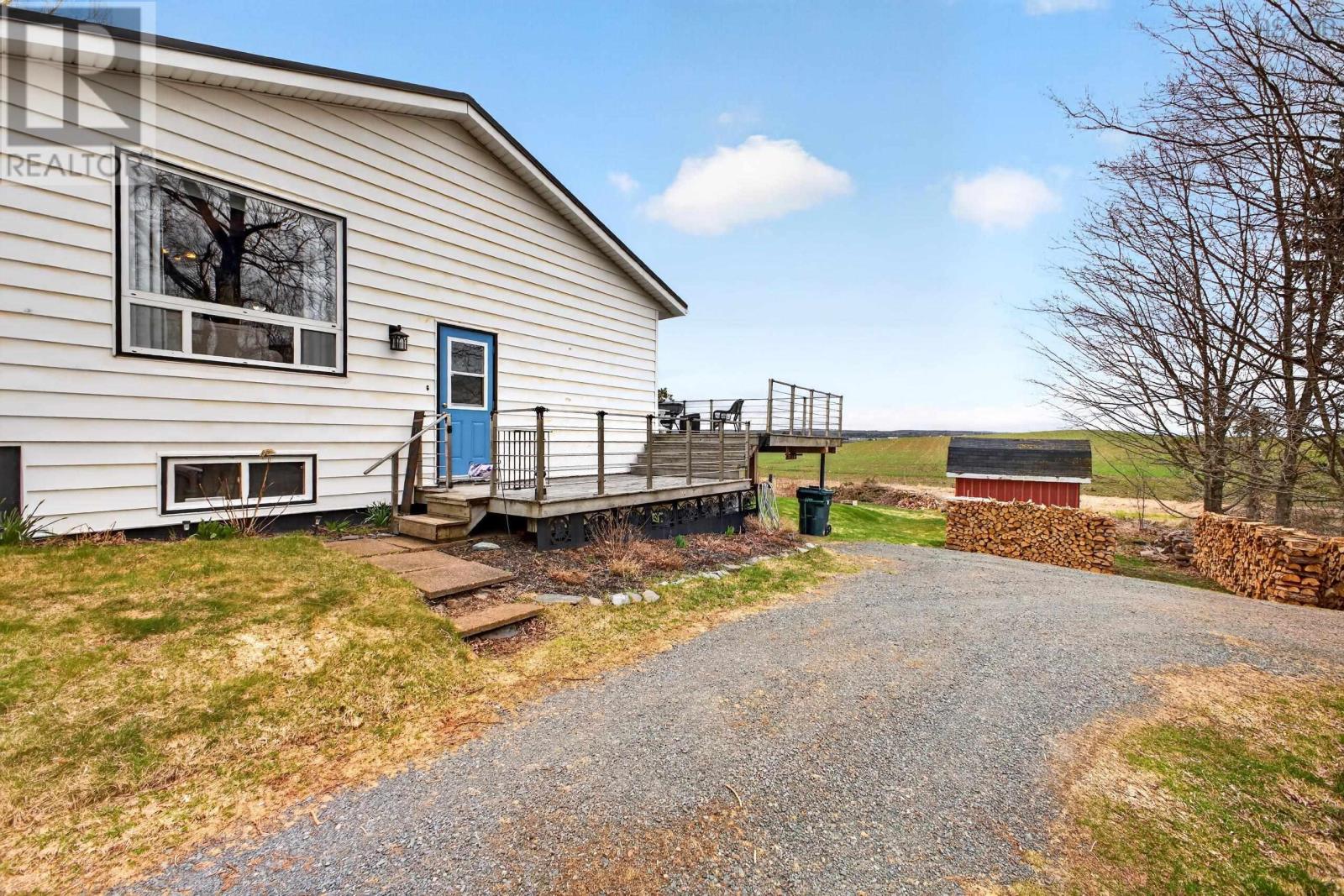 Property 3 of 38 of 12674 HIGHWAY 2