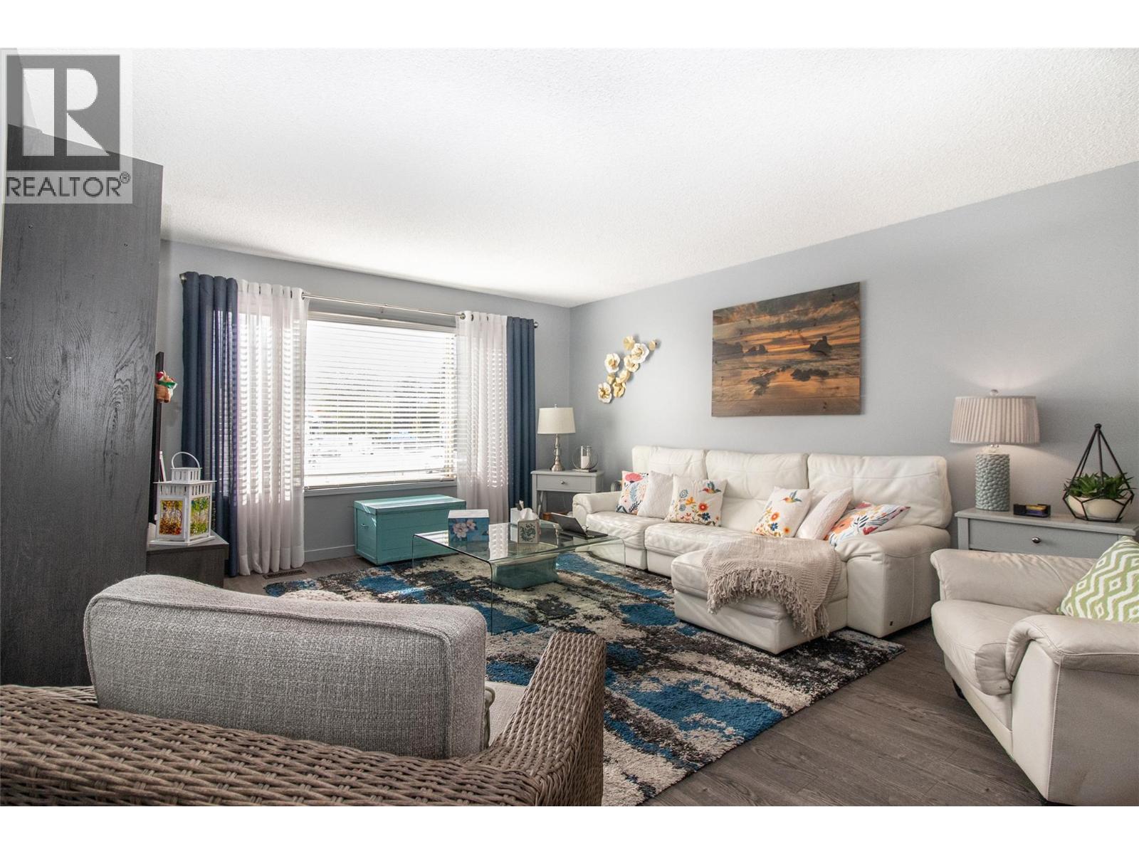 2111 Wilkinson Street - 4