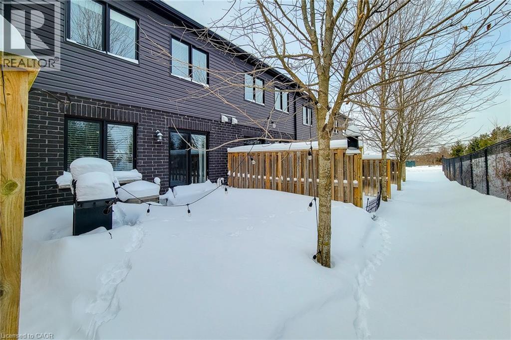 91 POPPY Drive E Unit# 48, Guelph, Ontario, N1L0M6 — Photo 4