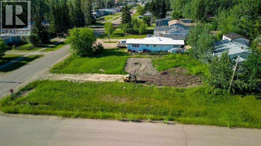 5259 44 Street - main photo