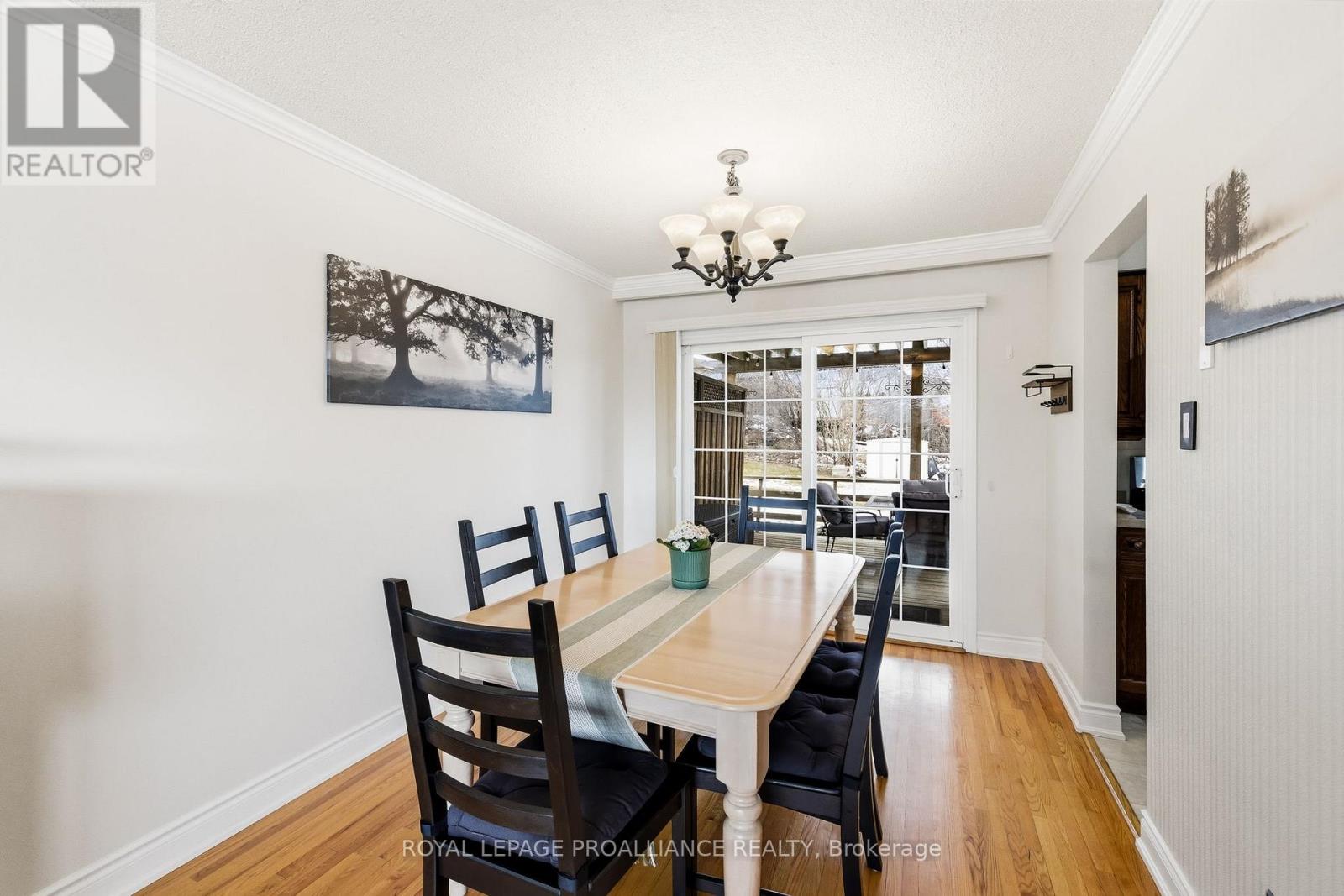 836 STEWART DRIVE - 11