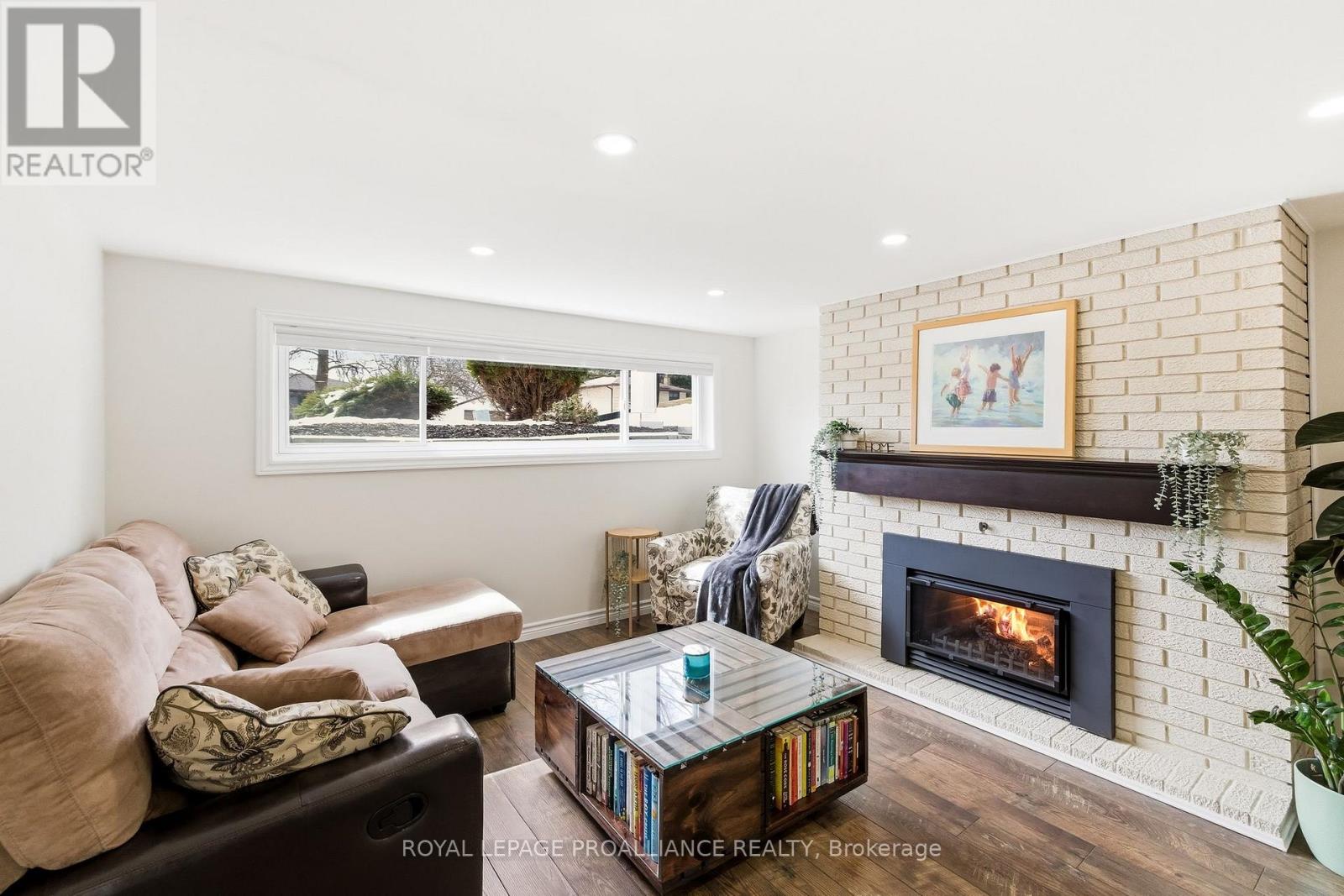 836 STEWART DRIVE - 26