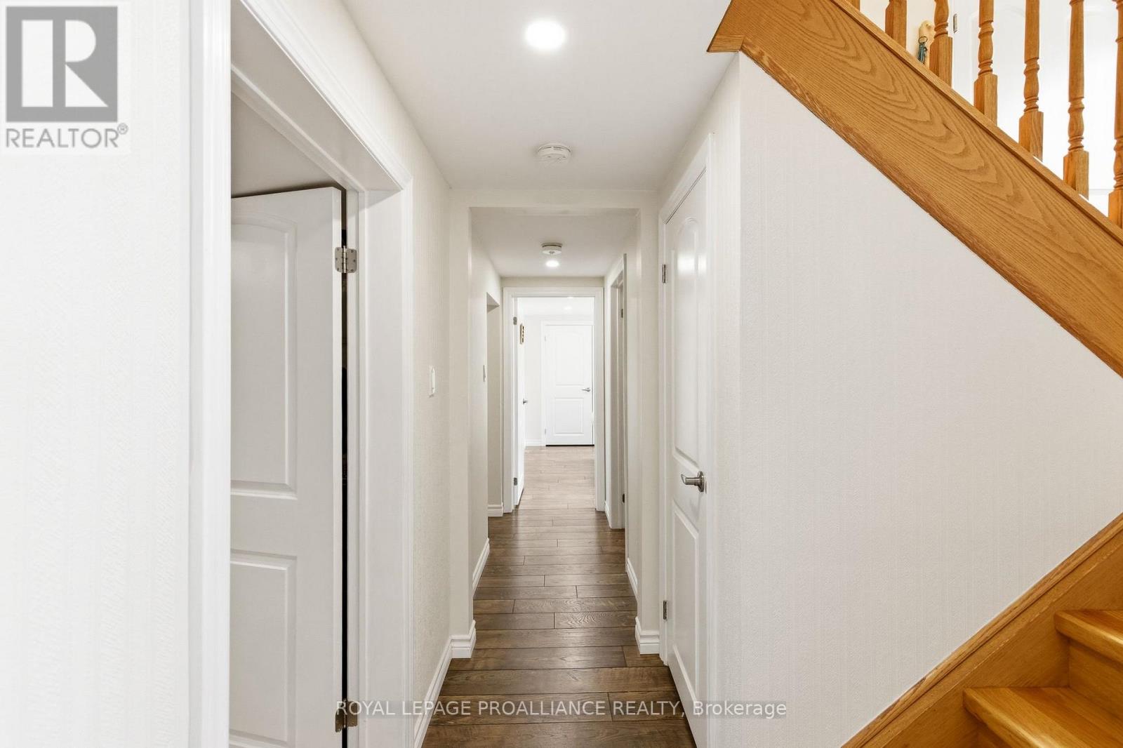 836 STEWART DRIVE - 29
