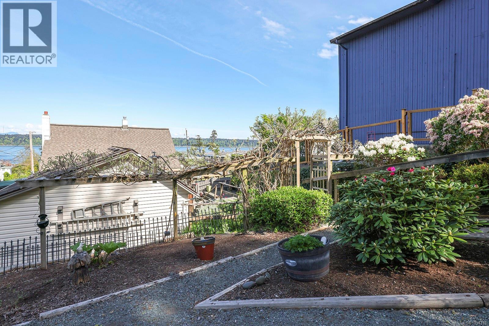 542 Thulin St - 40