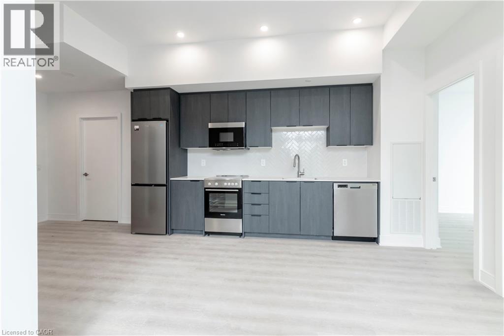 25 WELLINGTON Street S Unit# 410, Kitchener, Ontario, N2G0G5 — Photo 11