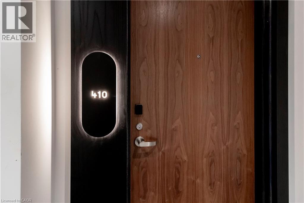25 WELLINGTON Street S Unit# 410, Kitchener, Ontario, N2G0G5 — Photo 8