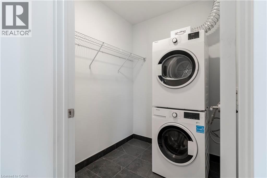 25 WELLINGTON Street S Unit# 410, Kitchener, Ontario, N2G0G5 — Photo 17