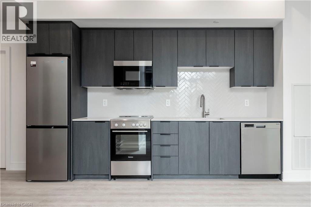 25 WELLINGTON Street S Unit# 410, Kitchener, Ontario, N2G0G5 — Photo 12