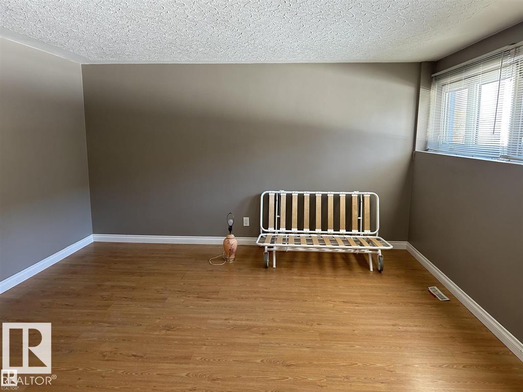#2 6920 101 AV NW NW, Edmonton