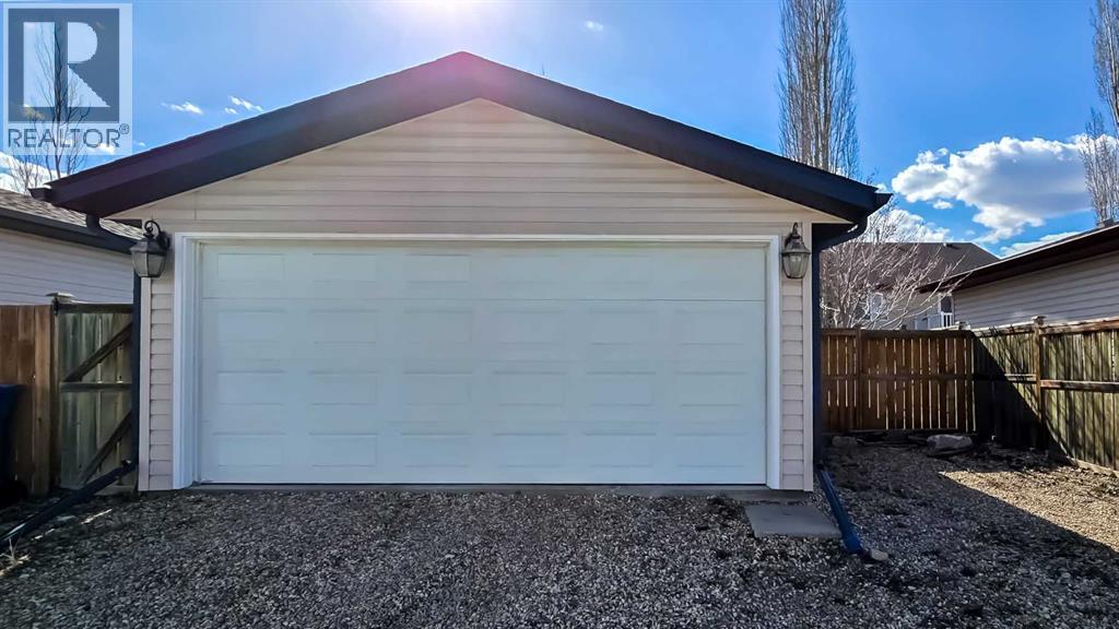 7 Lawford Avenue, Red Deer