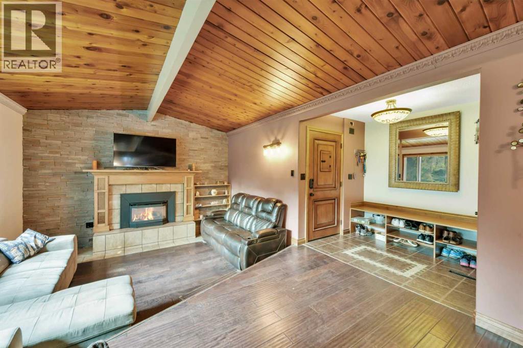 9 Cronquist Close, Red Deer