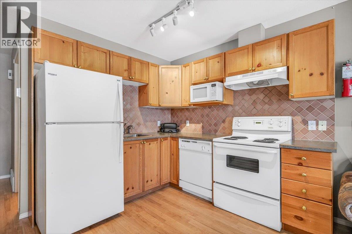 1300 Riverside Way Unit# 1304, Fernie
