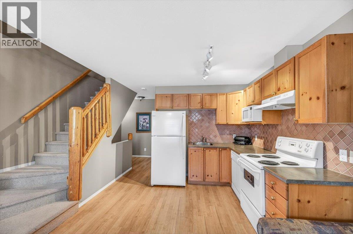 1300 Riverside Way Unit# 1304, Fernie