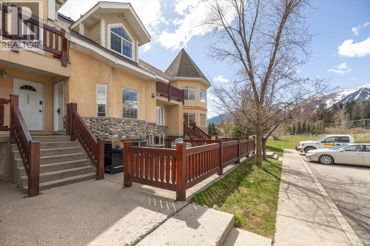 1300 Riverside Way Unit# 1304, Fernie